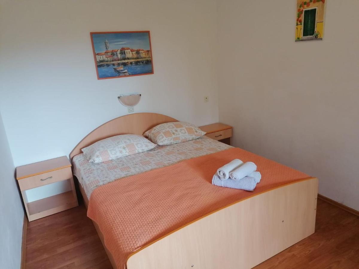 Apartments Piko2 Jelsa  Eksteriør bilde