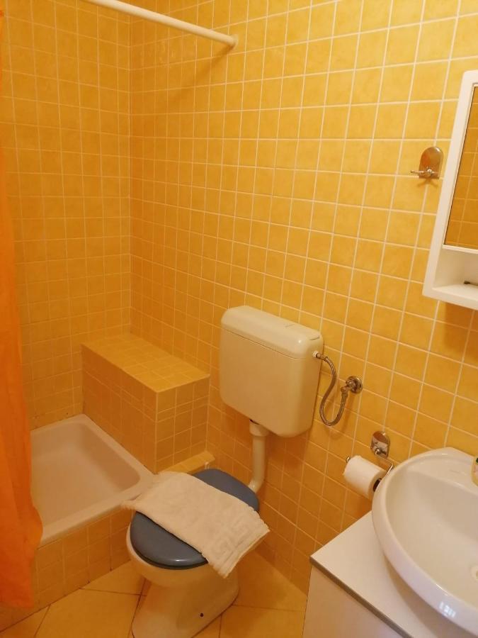 Apartments Piko2 Jelsa  Eksteriør bilde